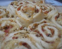 Caracóis de presunto e queijo