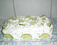 Bolo mousse de limão (mousse feito de leite em pó)