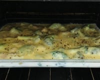 Batata gratinada com brócolis e bacon