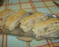 Baguetes recheado de frango com legumes