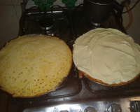 Bolo recheado de mousse de limão