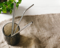 Não sabe como limpar canudo? Confira dicas para evitar sujeira e até mofo no utensílio reutilizável