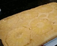 Bolo de abacaxi caramelizado