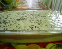 Pavê de chocolate com biscoito champagne