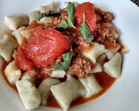 Nhoque de batata doce ao molho sugo