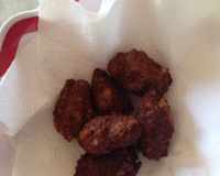 Bolinho de carne moída e escarola