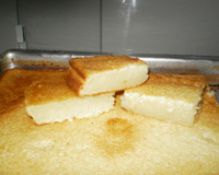 Bolo de leite cremoso