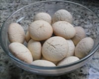 Biscoitos de polvilho doce (igual sequilhos)