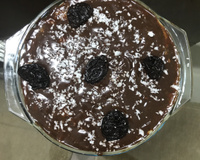 Pavê de ameixa, coco e chocolate