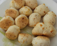Pão de queijo (fácil)