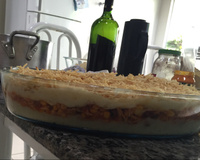 Batata recheada em travessa