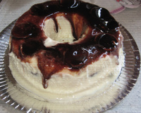 Pudim de sorvete com calda de chocolate