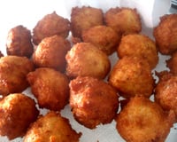 Bolinho de arroz com atum