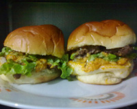 Sanduíche tipo Big Mac