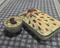 Pavê de morango com chocolate branco