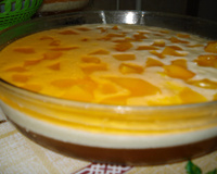 Creme de pêssego com gelatina