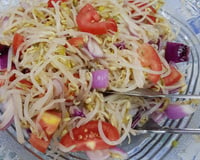 Salada de broto de feijão