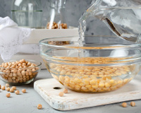 Como descascar grão-de-bico: confira 3 dicas simples