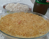 Fricassê saboroso de frango