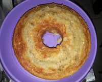 Bolo de banana com doce de leite