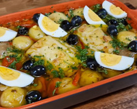 Receita de bacalhoada de forno da minha avó é tradição no Ano-Novo da minha família, passou por gerações (fácil de fazer)