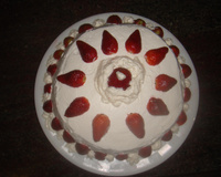 Torta de morango com chantilly
