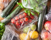 Pode guardar legumes em sacos plásticos?