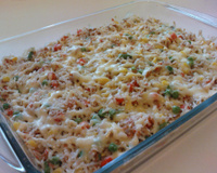 Arroz de forno com atum e legumes