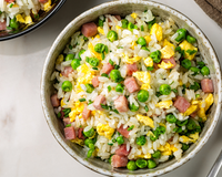 Estas são 3 formas simples de usar aquele arroz esquecido na sua geladeira