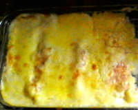 Lasanha de queijo e presunto ao molho branco