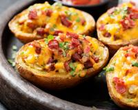 A receita de batata recheada que aprendi com uma colombiana: papas rellenas no micro-ondas em minutos
