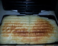 Pão de queijo de sanduicheira