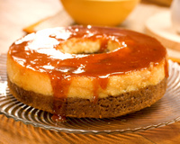 Pudim napolitano: como fazer a versão dupla de caramelo e mais úmida do clássico brasileiro