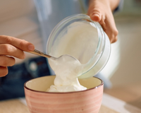 Como fazer iogurte grego em casa com apenas 2 ingredientes, fácil e rápido