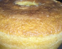 Bolo de fubá com polvilho e queijo