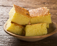 Como fazer bolo de fubá cremoso: confira essa receita deliciosa