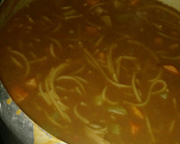 Sopa de feijão com macarrão