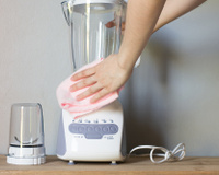 Veja como tirar cheiro de alho e cebola do liquidificador com as dicas do TudoGostoso