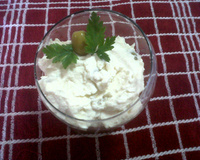 Pasta de Ricota com cebola e azeitona