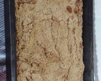 Cuca de banana com farofa