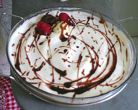 Pavê de morango com chocolate