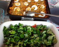 Macarrão com atum e queijo cremoso