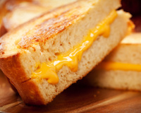 Queijo-quente do TikTok: como fazer receita simples, cremosa e superdeliciosa que deu o que falar
