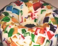 Gelatina colorida da Luh