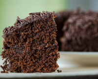 Bolo de chocolate sem manteiga: confira a receita prática