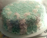 Bolo recheado de abacaxi