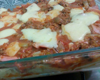 Macarrão de forno com presunto e queijo