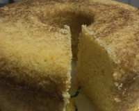 Bolo fofinho de fubá de microondas