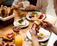 Médicos alertam! Comer estes 4 alimentos no café da manhã pode causar picos de açúcar no sangue e danos aos rins sem que você perceba. O número de pessoas com diabetes aumentará