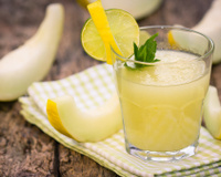 Suco de melão com limão